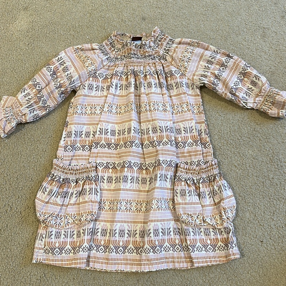 Tea toddle dress 3T with smocked neck
